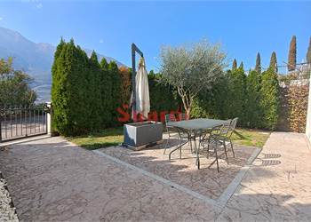 BICAMERE CON GIARDINO PANORAMICO