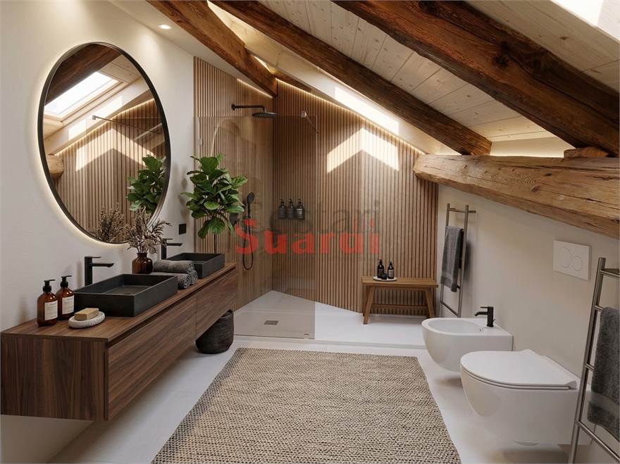 BAGNO A PIANO MANSARDA